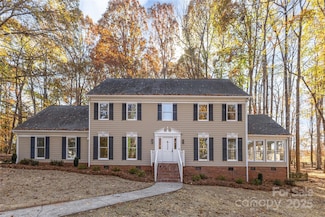 3335 Carnegie Ln, Matthews, NC 28105