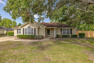 325 Crossbridge Dr, Brunswick, GA 31525