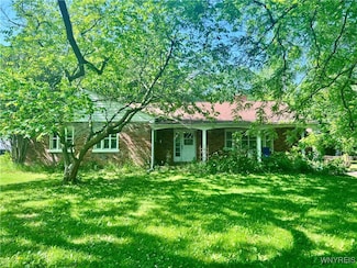 348 N Ellicott Creek Rd, Buffalo, NY 14228