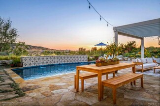 8454 Lower Scarborough Ct, San Diego, CA 92127