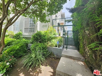 4328 Whitsett Ave Unit 4, Los Angeles, CA 91604