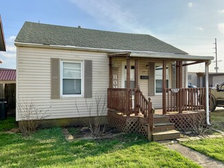 619 W 1st St, Rushville, IN 46173