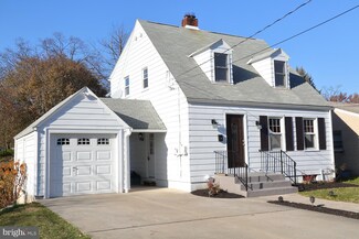 245 Clark St, Lemoyne, PA 17043