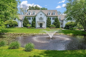 21 Dorann Rd, Purchase, NY 10577