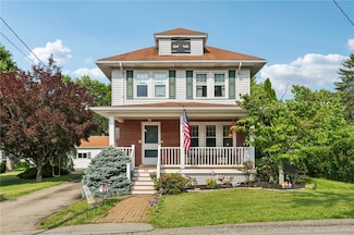 14 Landis Ave, Jeannette, PA 15644