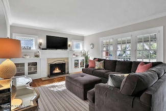 423 Church St, Spring Lake, NJ 07762