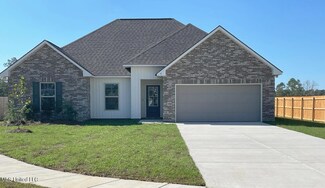6 Red Oak Dr, Long Beach, MS 39560