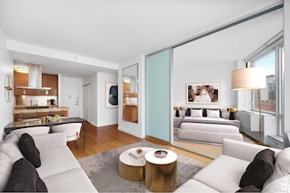 450 W 17th St Unit 1118, New York, NY 10011