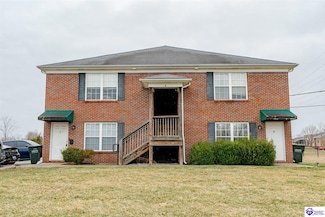 102 Hurstfield Dr, Radcliff, KY 40160