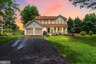 13222 Postrider Ct, Hagerstown, MD 21742