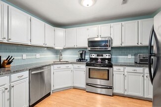 44 Maria Ave Unit 105, Southbridge, MA 01550