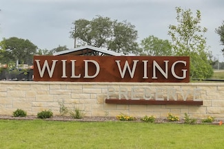29 Shorebird Ln, Columbus, TX 78934