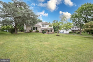 123 Lehigh Dr, Richboro, PA 18954