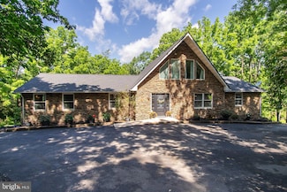 18424 Horseshoe Bend Rd, Sharpsburg, MD 21782
