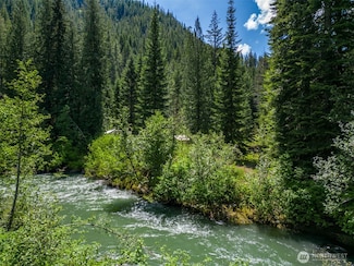 27988 Napeequa Dr, Leavenworth, WA 98826