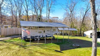 217 Mcduff Ln, Camden, TN 38320