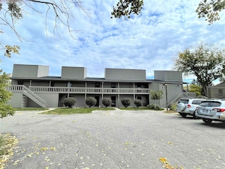 6202 S Tennis Ct C-2 Ct Unit C-2, Bay City, MI 48706