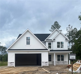 400 Whitestone Dr, Fayetteville, NC 28312