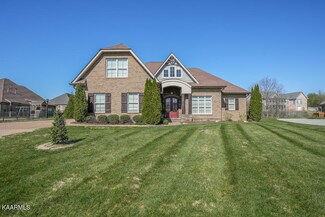 708 Waverly Ct, Alcoa, TN 37701