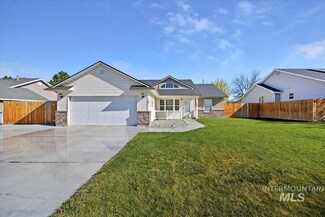 820 14th Ave E, Jerome, ID 83338