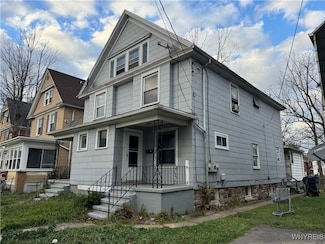 1952 Whitney Ave, Niagara Falls, NY 14301