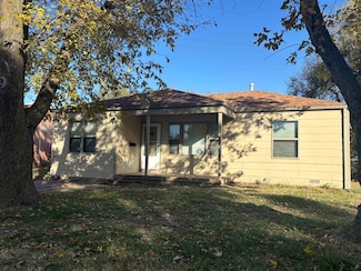 2410 W Jewell St, Wichita, KS 67213