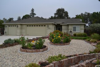 3332 Glenrock Way, Redding, CA 96001
