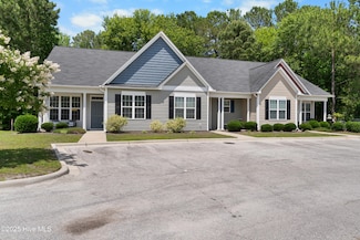 1620 Sugarberry Cir, Leland, NC 28451