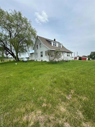 6196 Plains Rd, Eaton Rapids, MI 48827