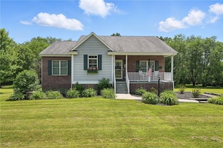 202 Ringneck Meadow Dr, Slippery Rock, PA 16057