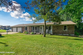 4758 Henwick Ln, Jefferson City, MO 65109