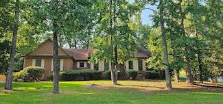 812 Cape Cod Ct, Evans, GA 30809