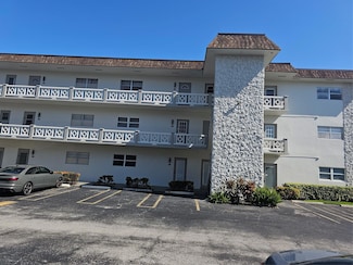 5171 W Oakland Park Blvd Unit 203, Lauderdale Lakes, FL 33313