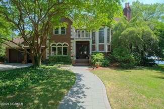 102 Captains Ct, Elizabeth City, NC 27909