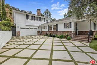 1462 Rising Glen Rd, Los Angeles, CA 90069