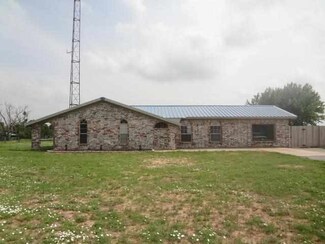 745 County Road 1550, Rush Springs, OK 73082