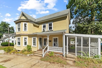 41 Chase Ave, Manchester, NH 03103
