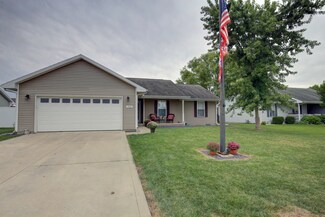 705 Wingstem Dr, Saint Joseph, IL 61873