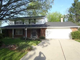 4332 Oakhurst Dr, Fort Wayne, IN 46815