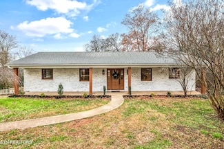 609 Coventry Rd, Knoxville, TN 37923