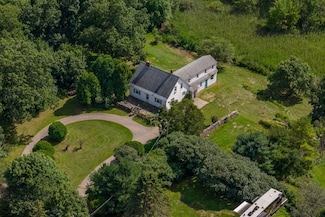 75 Goodwin Rd, Kittery Point, ME 03905