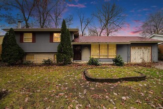 19300 Dresden Dr, South Bend, IN 46637