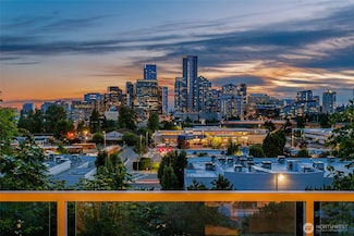 701 122nd Ave NE Unit 207, Bellevue, WA 98005