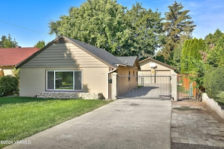 912 S 24th Ave, Yakima, WA 98902