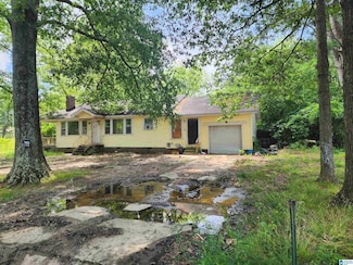 3604 Madison Ave, Gadsden, AL 35904