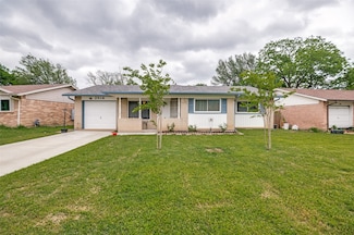 2914 Harvard St N, Irving, TX 75062