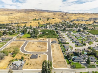 3233 NW Chadwick (Lot 34) Loop, East Wenatchee, WA 98802