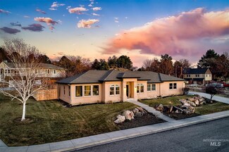 1978 S Scyene Way, Boise, ID 83712