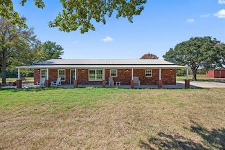 20302 Kings Rd, Shawnee, OK 74801
