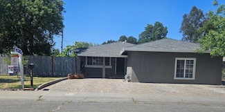 3891 26th Ave, Sacramento, CA 95820